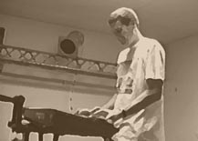 wayne2.jpg (9938 bytes)